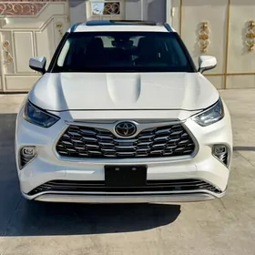 Toyota Highlander 2020
