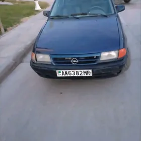 Opel Astra 1992