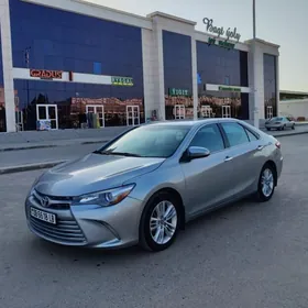 Toyota Camry 2015