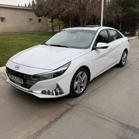 Hyundai Elantra 2021