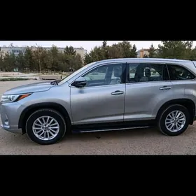 Toyota Highlander 2019