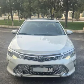 Toyota Camry 2017
