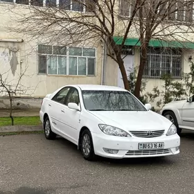 Toyota Camry 2003