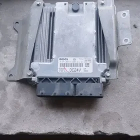 Компьютер Митсибуши .