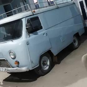 UAZ Profi 1987