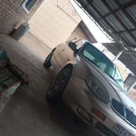 Daewoo Leganza 1998