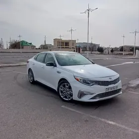 Kia Optima 2020