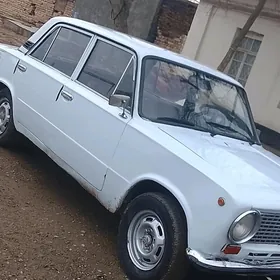 Lada 2104 1987