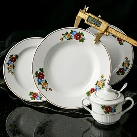 тарелки от сервиза