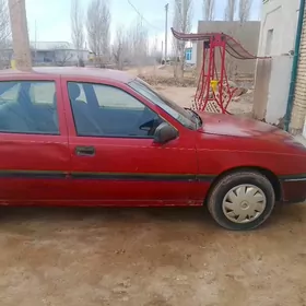 Opel Vectra 1989