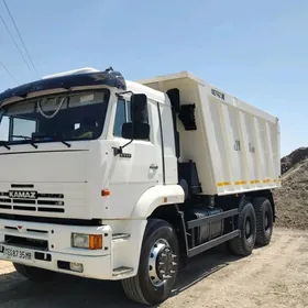 Kamaz 6520 2020