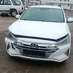 Hyundai Elantra 2020