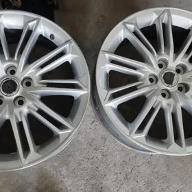 FORD DISKA 19 lyk EXPLORER