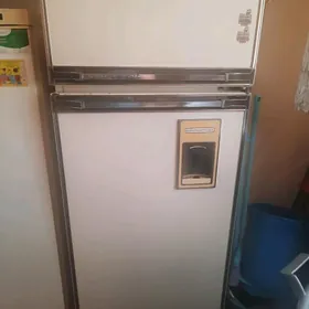 холодильники