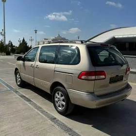Toyota Sienna 2002