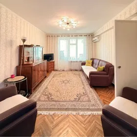 1 may centr 4kom 2etaz 72m2