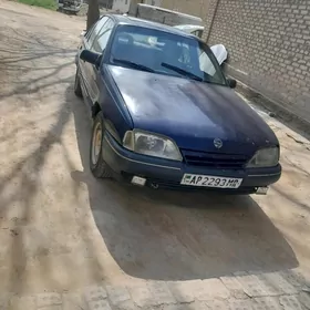 Opel Omega 1990