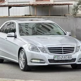 Mercedes-Benz E350 2010