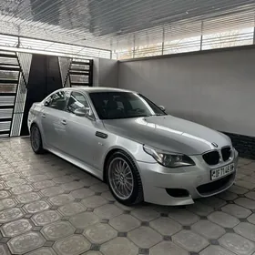 BMW E60 2004