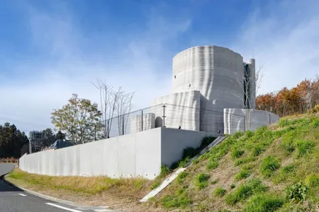 Ýaponiýada 3D-printerde ýer titremä durnukly ilkinji iki gatly ýaşaýyş jaýy çap edildi