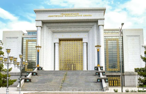 Роль женщин и материнства обсудили на праздничной конференции