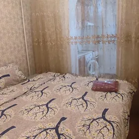 11 мкр 1 комнатная 3этаж