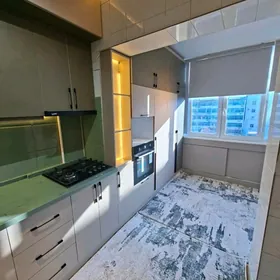 Мир 2 5/4 этаж 4 комнат