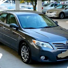 Toyota Camry 2010