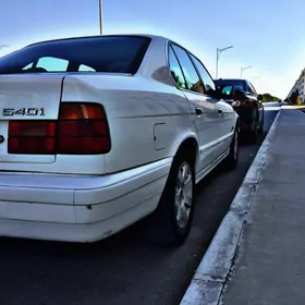 BMW 525 1990