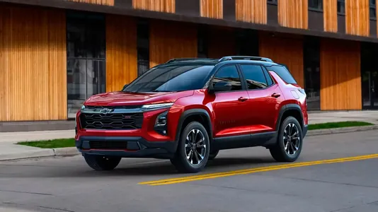 Chevrolet Equinox tizligini artdyranda titreýär: General Motors kompaniýasy bu kemçiligiň sebäbini öwrenýär
