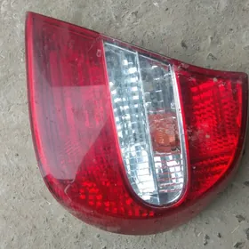 Taýota camyry yzky stop farala