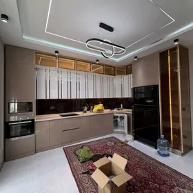 Mir-8/4  2 komnat 96 m²