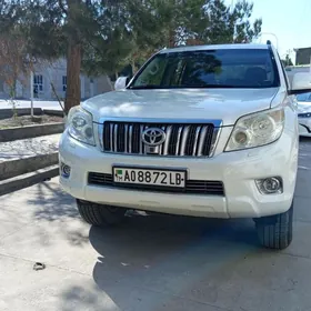 Toyota Land Cruiser Prado 2013