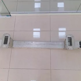 Genesis G80  Şweýler