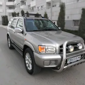 Nissan Pathfinder 2001