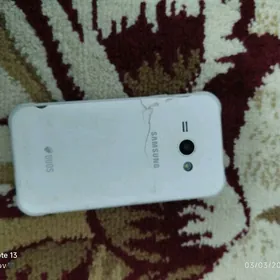 Samsung Galaxy J1 ace