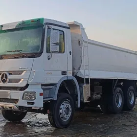 Mercedes-Benz ACTROS 3331 2009