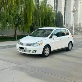 Nissan Versa 2010
