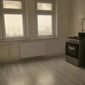 MIR-7/3. 3-KOMNAT.KWARTIRA