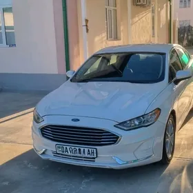 Ford Fusion 2020