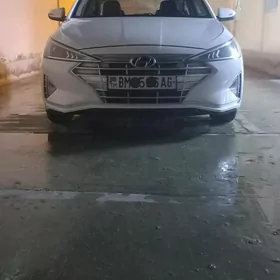 Hyundai Elantra 2019