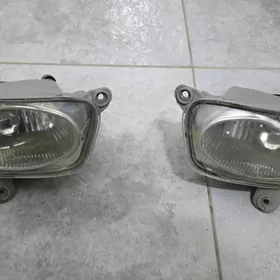 Tayota kemry Tumannik