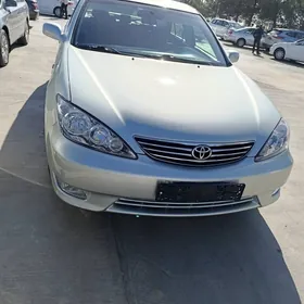 Toyota Camry 2005