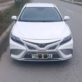 Toyota Camry 2022