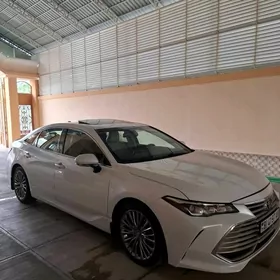 Toyota Avalon 2019