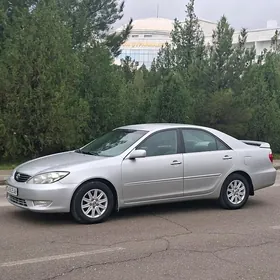 Toyota Camry 2004
