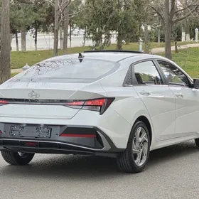 Hyundai Elantra 2025