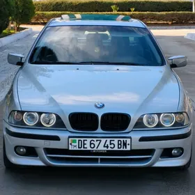 BMW E39 2000