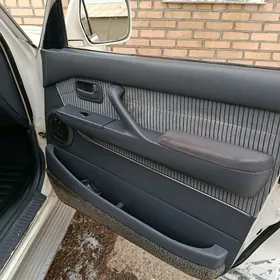 Toyota Land Cruiser 1991