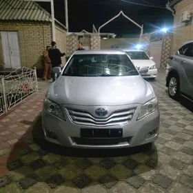 Toyota Camry 2010